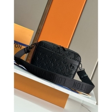 Mens Louis Vuitton Satchel Bags